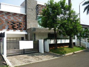 New House with Pool